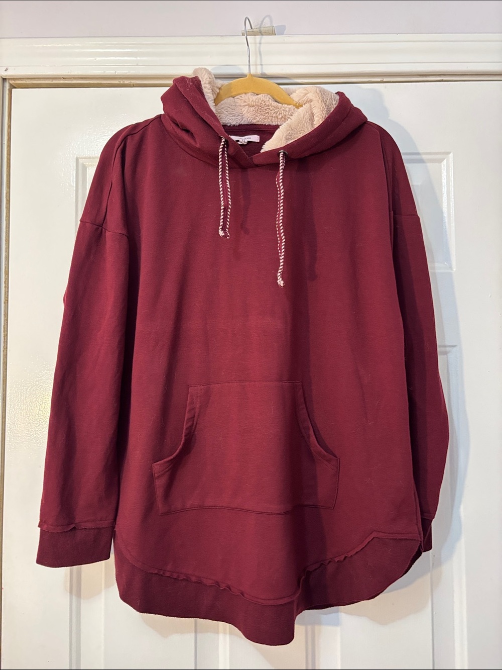 Maurice’s brand Hoodie Size XL